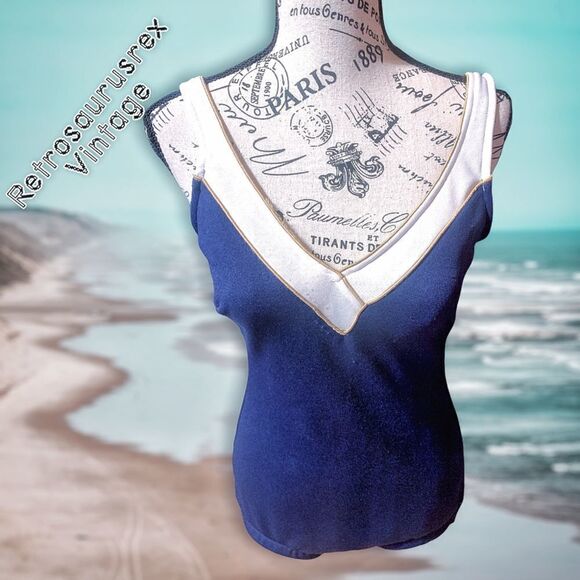 Vintage One Piece Swimsuit - Picture 2 of 11